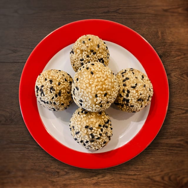 Sesame Balls (Black Beans).